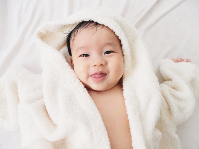 生後1ヶ月以降の赤ちゃんのお風呂の入れ方