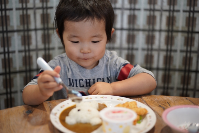お子様ランチの対象年齢が決まっている理由
