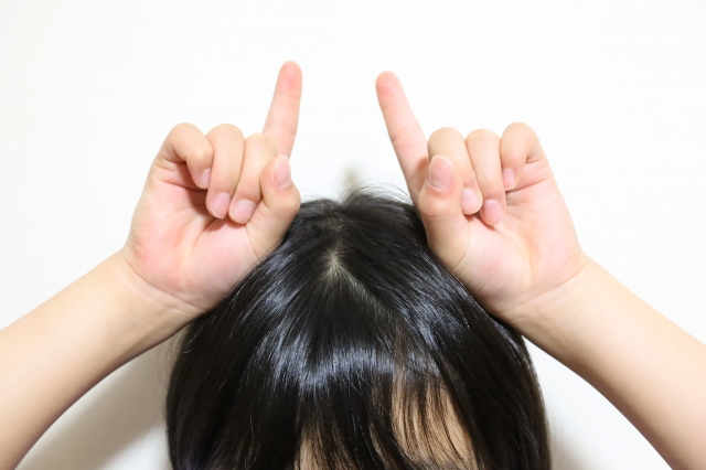 子どもが「ちくちく言葉」を使用する理由と背景