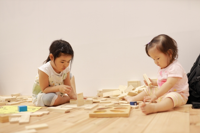 知育玩具が幼児の子どもに与える3つの効果